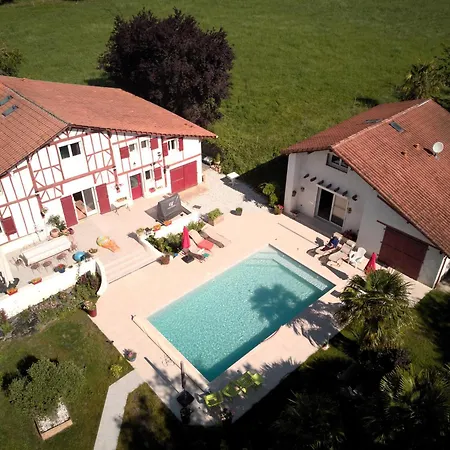 Les Domaine De La Barthe Garrey