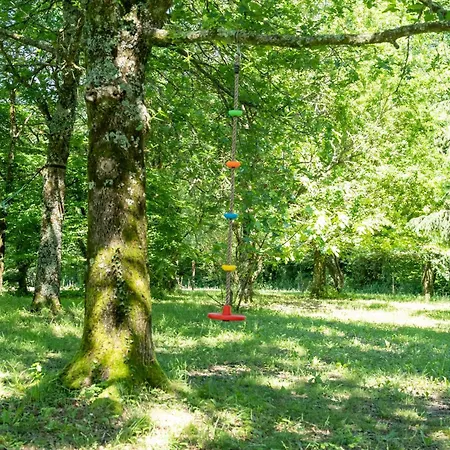 Les Domaine De La Barthe Bed & Breakfast